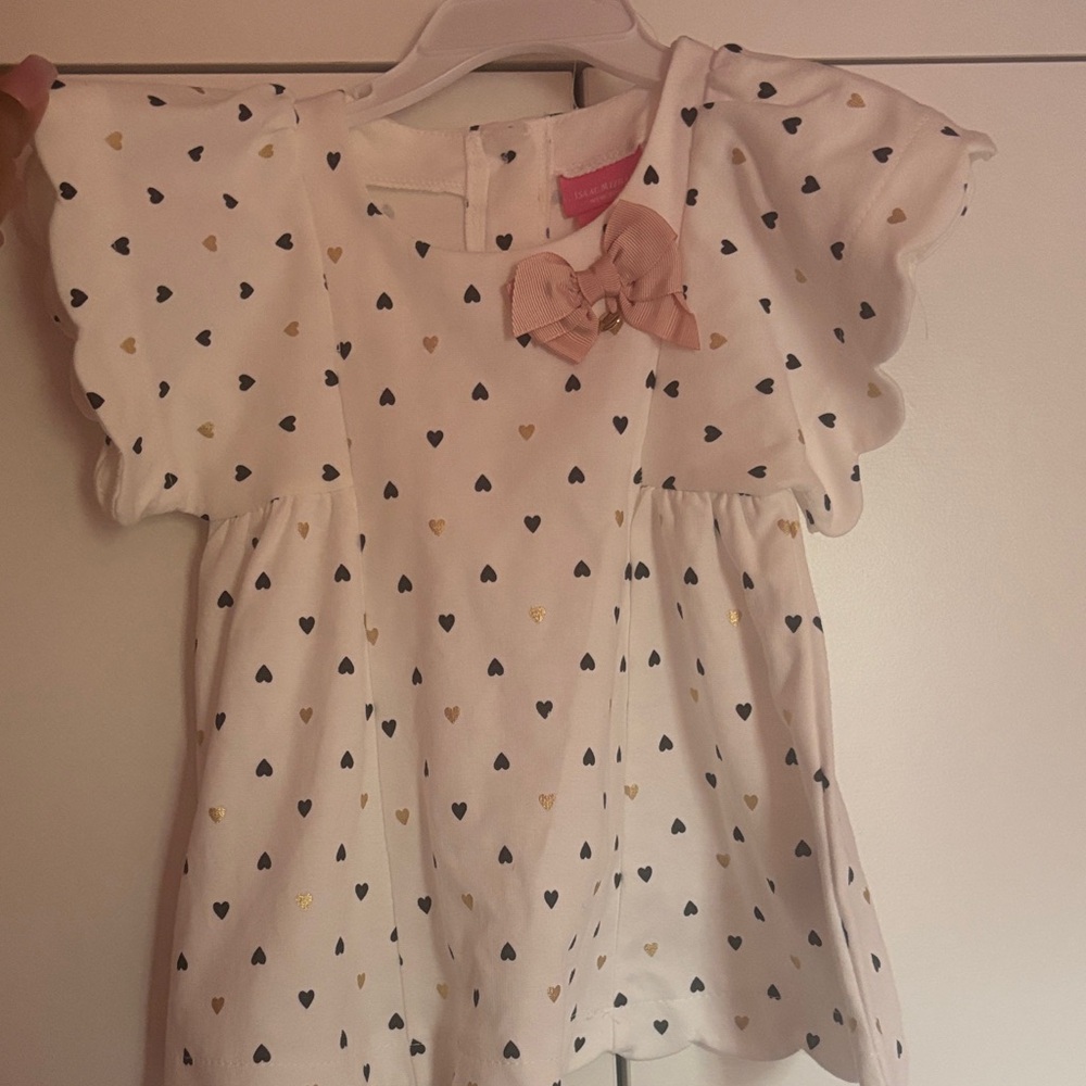 Isaac Mizrahi White and Gold Heart Kids Blouse
